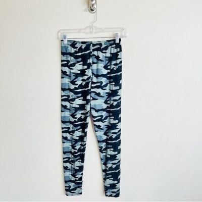 Fashion Nova Grey & Black Camouflage Full-Length Stretch Leggings